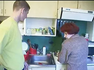 Porno jocuri primul meu profesor matur și băiatul 7 - partea 1 dracului doarme filme porno