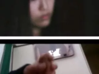 Site-ul porno, uita-te in hd coreeană fată se uită la diploma mea de pe video chat