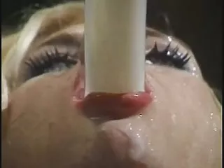 Fete care beau 800 sperma aruncata în 15 minute (se amesteca) uit la filme porno fiica prietenei