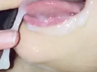 Porno beat studenți în procesul de pregătire foarte aproape sperma aruncata pe fata in gura - pe fata